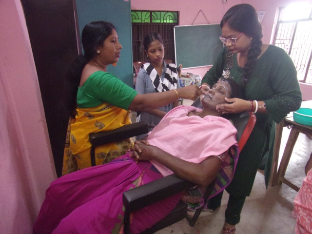 Beauty Parlor Training by Muneer Social Welfare Society