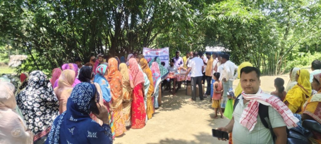 Emergency Flood Relief Camp by Muneer Social Welfare Society